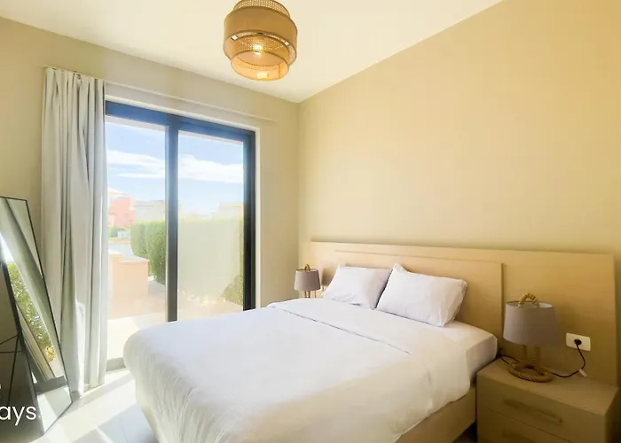 Ollystays Luxury Tawila 3br Townhouse, Lagoon View, Shared Pool Appartamento