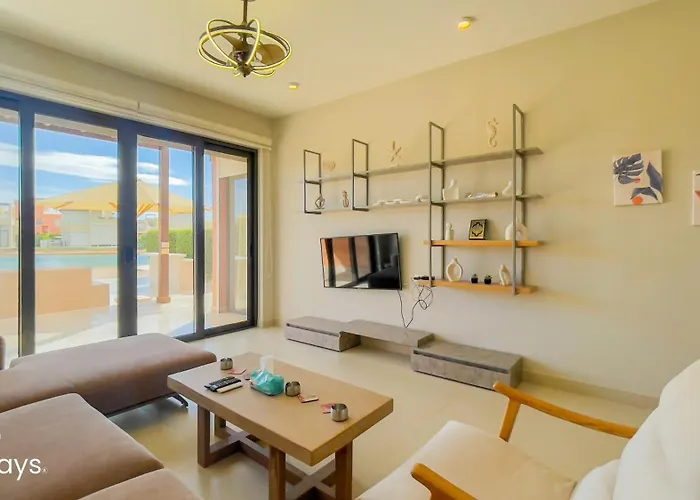 Ollystays Luxury Tawila 3br Townhouse, Lagoon View, Shared Pool Appartamento