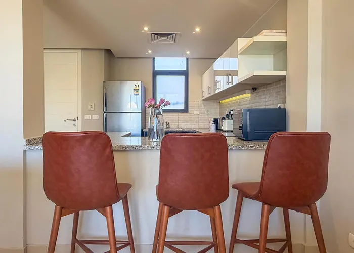 Apartman Ollystays Luxury Tawila 3br Townhouse, Lagoon View, Shared Pool Gurdaka